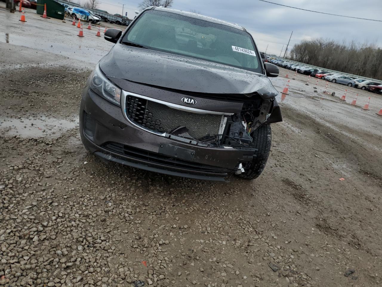 Photo 4 VIN: KNDMB5C12H6335413 - KIA SEDONA 