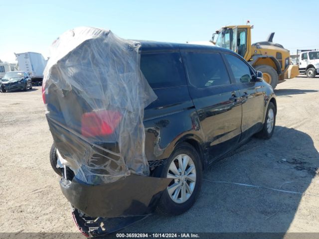 Photo 3 VIN: KNDMB5C12J6379174 - KIA SEDONA 