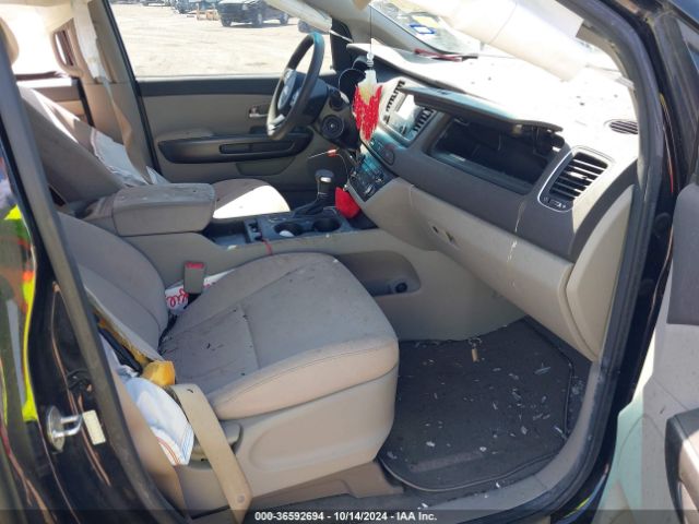 Photo 4 VIN: KNDMB5C12J6379174 - KIA SEDONA 