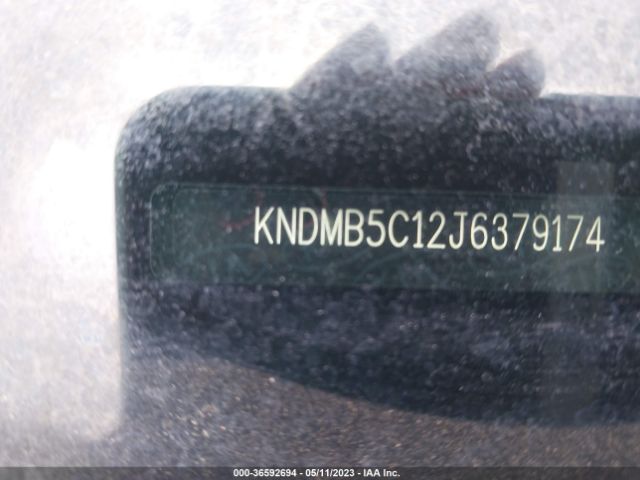 Photo 8 VIN: KNDMB5C12J6379174 - KIA SEDONA 