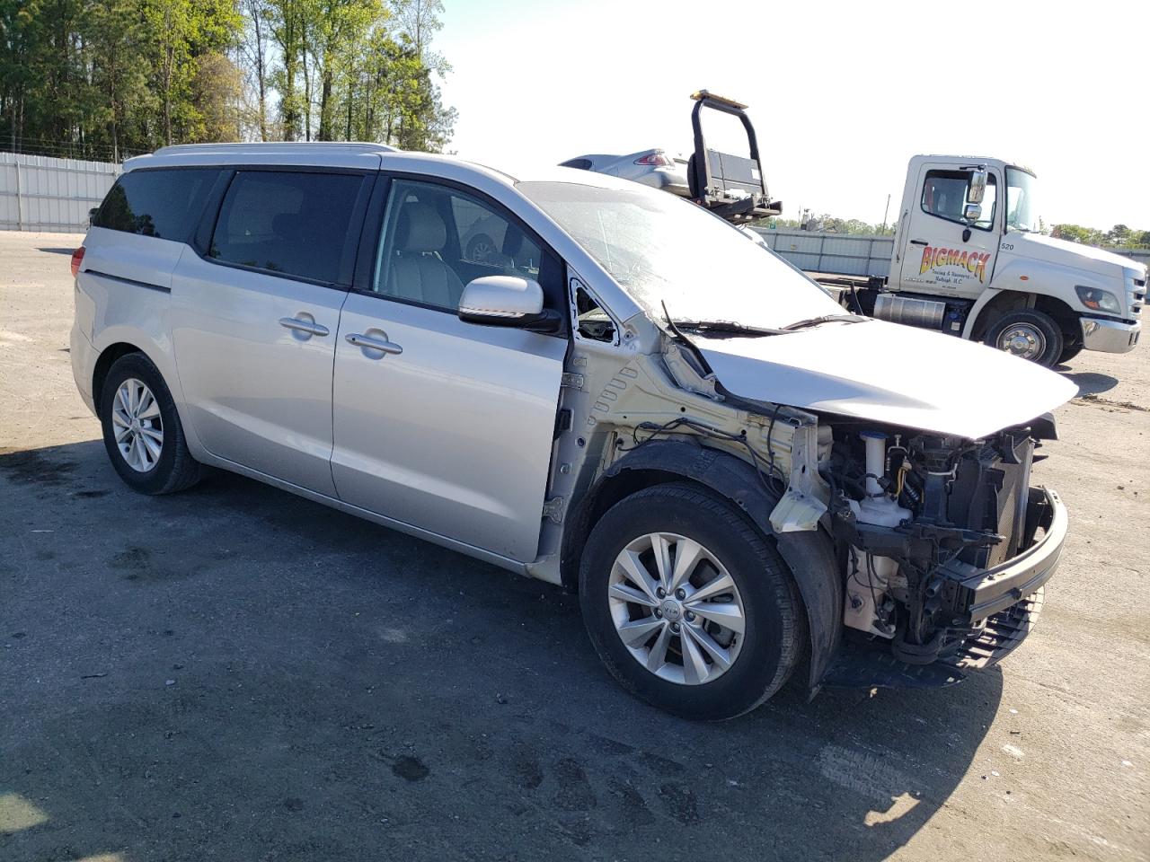 Photo 3 VIN: KNDMB5C12J6423822 - KIA SEDONA 