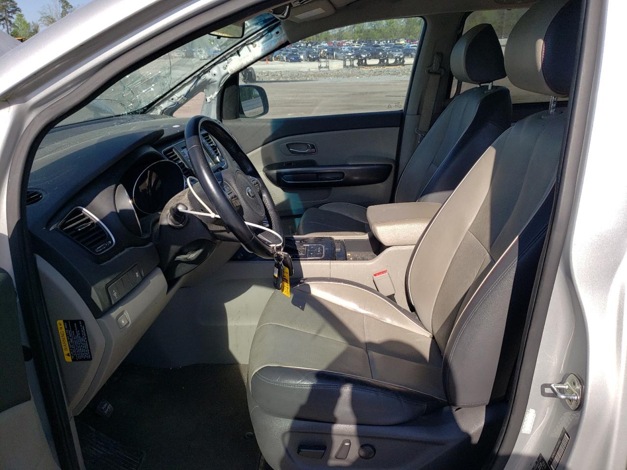 Photo 6 VIN: KNDMB5C12J6423822 - KIA SEDONA 