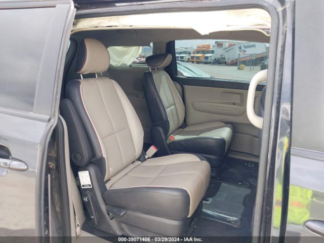 Photo 7 VIN: KNDMB5C12K6508256 - KIA SEDONA 