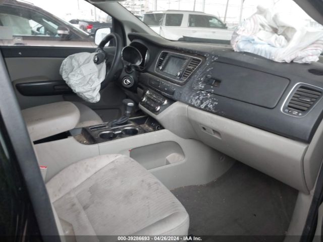 Photo 4 VIN: KNDMB5C12K6550295 - KIA SEDONA 