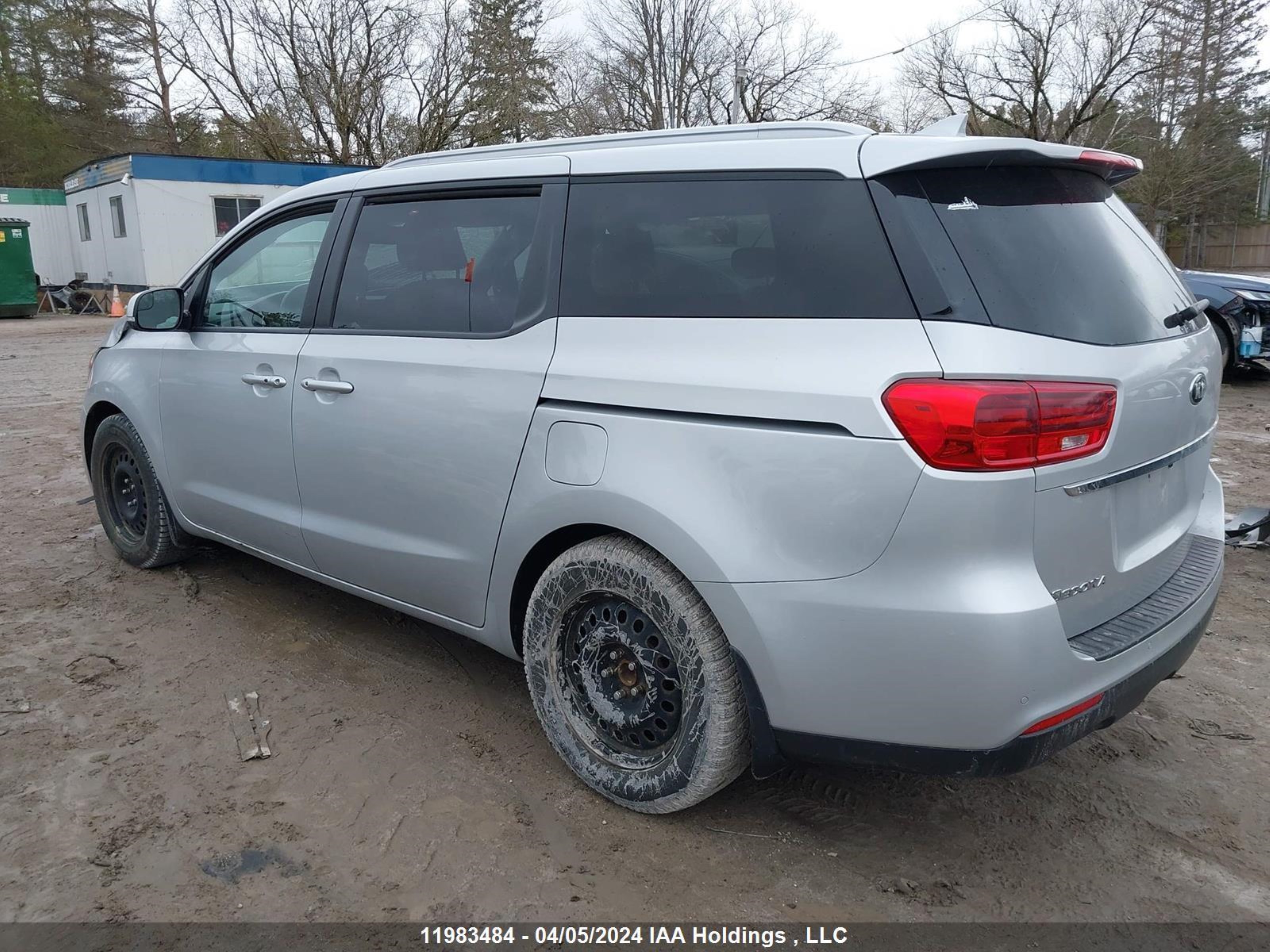 Photo 2 VIN: KNDMB5C12L6660149 - KIA SEDONA 