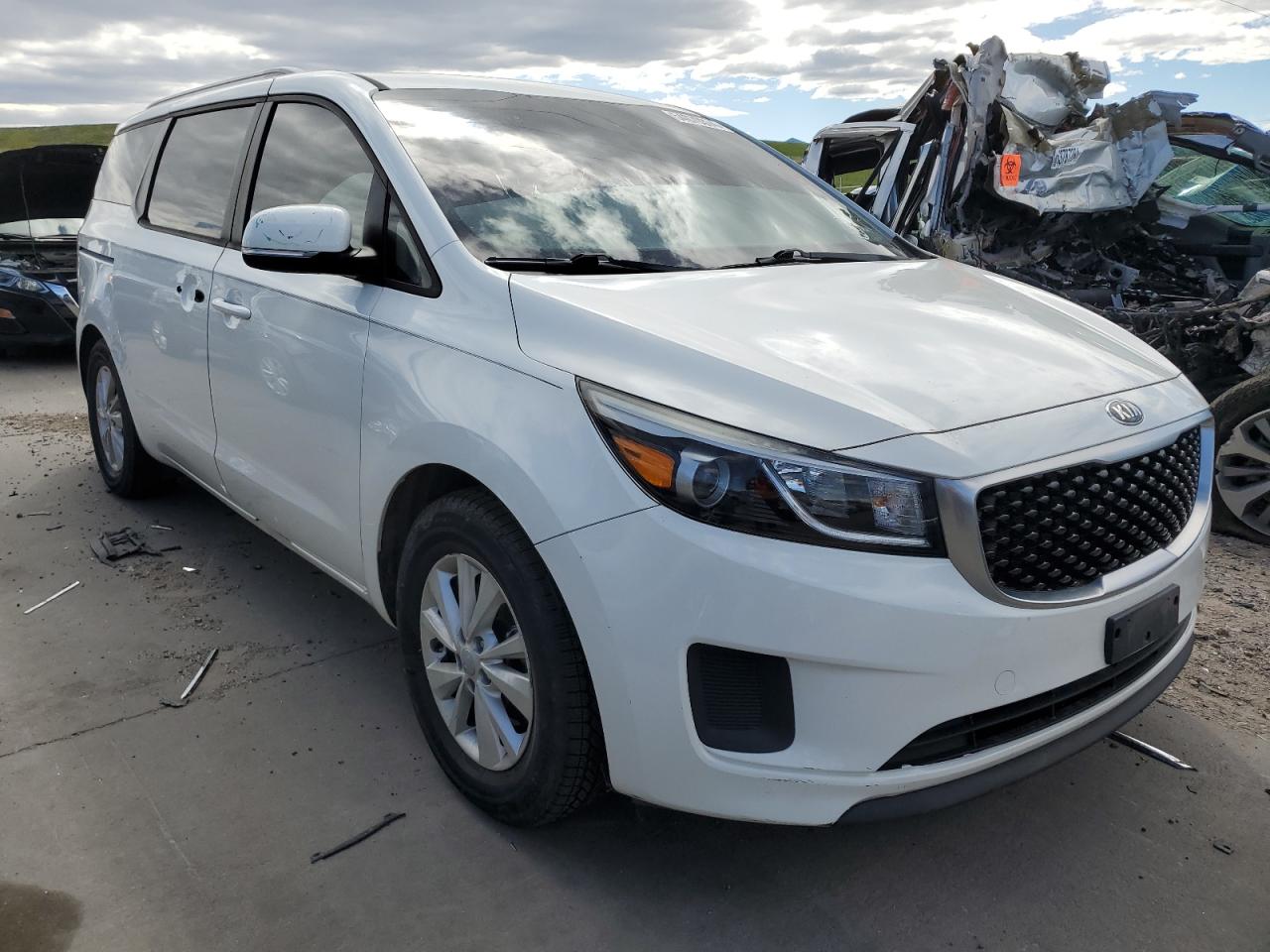 Photo 3 VIN: KNDMB5C13F6024831 - KIA SEDONA 