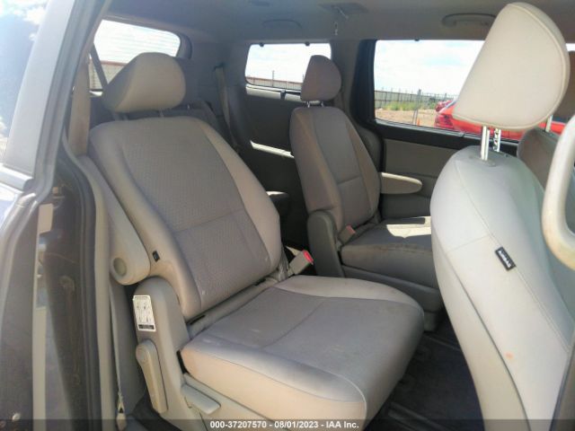 Photo 7 VIN: KNDMB5C13G6104213 - KIA SEDONA 