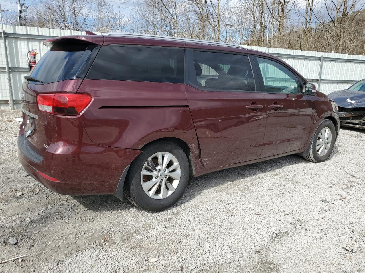 Photo 2 VIN: KNDMB5C13G6110805 - KIA SEDONA 