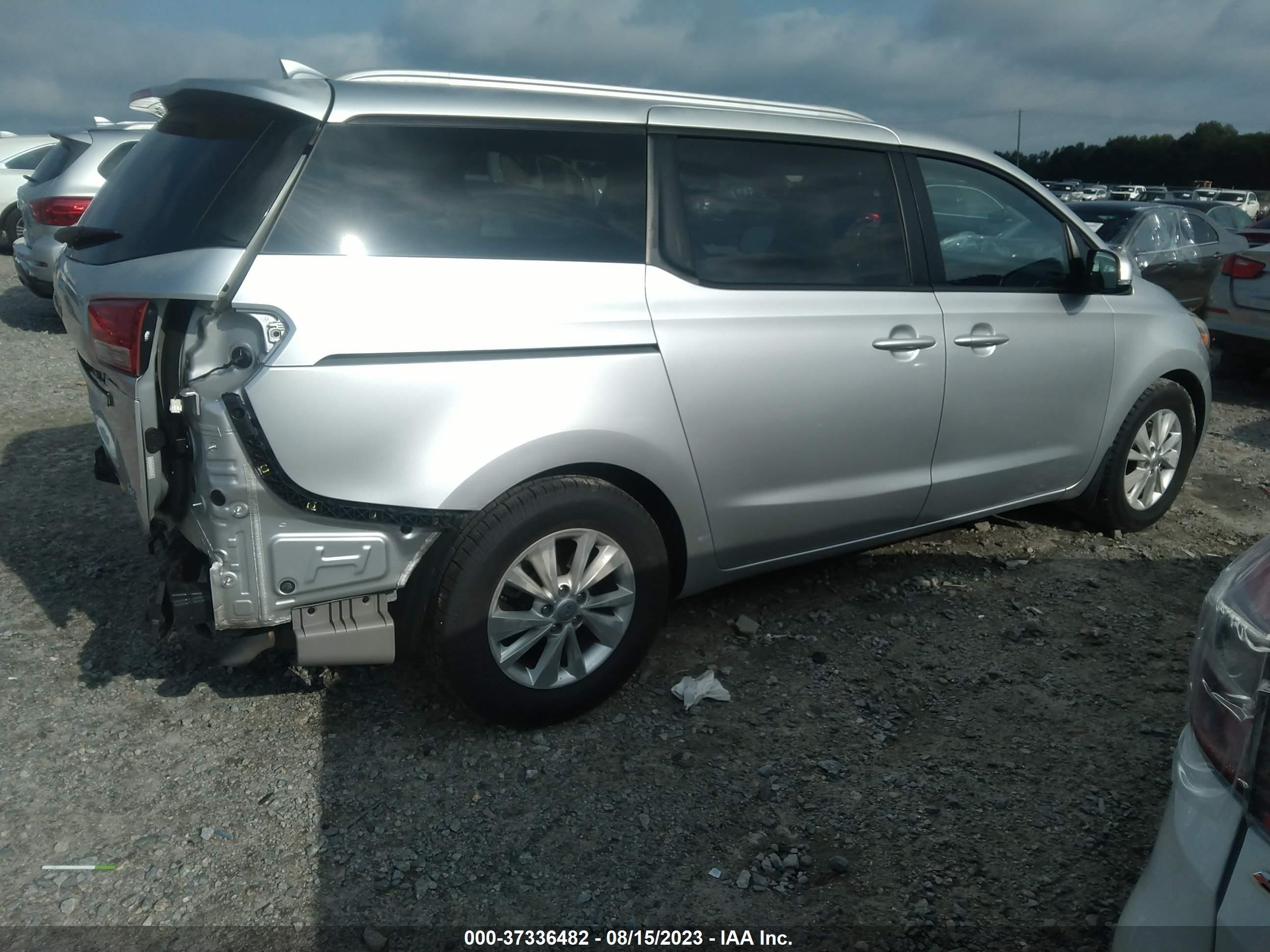 Photo 3 VIN: KNDMB5C13G6124414 - KIA SEDONA 