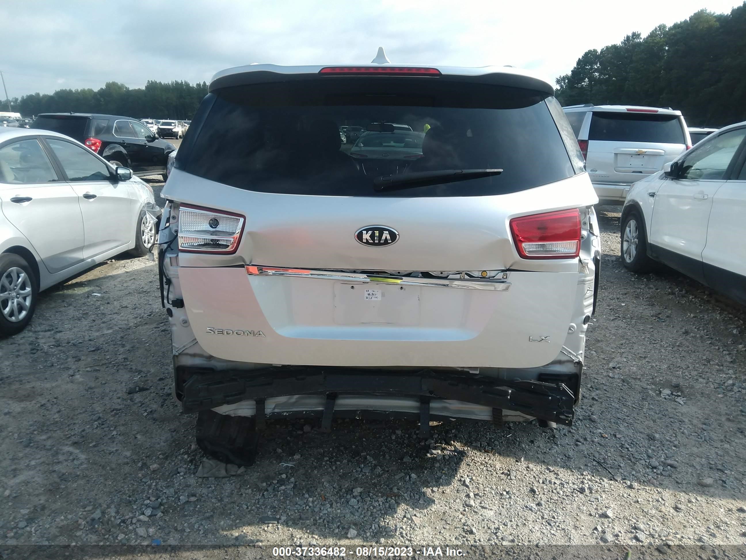 Photo 5 VIN: KNDMB5C13G6124414 - KIA SEDONA 