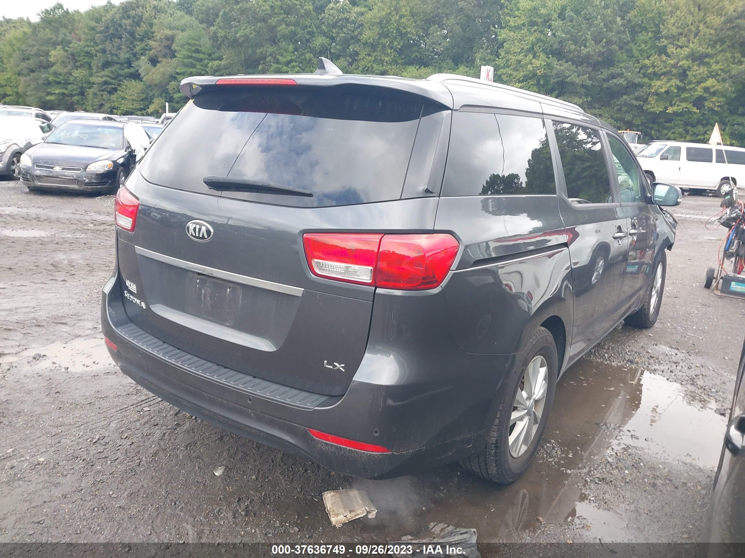 Photo 3 VIN: KNDMB5C13H6332830 - KIA SEDONA 