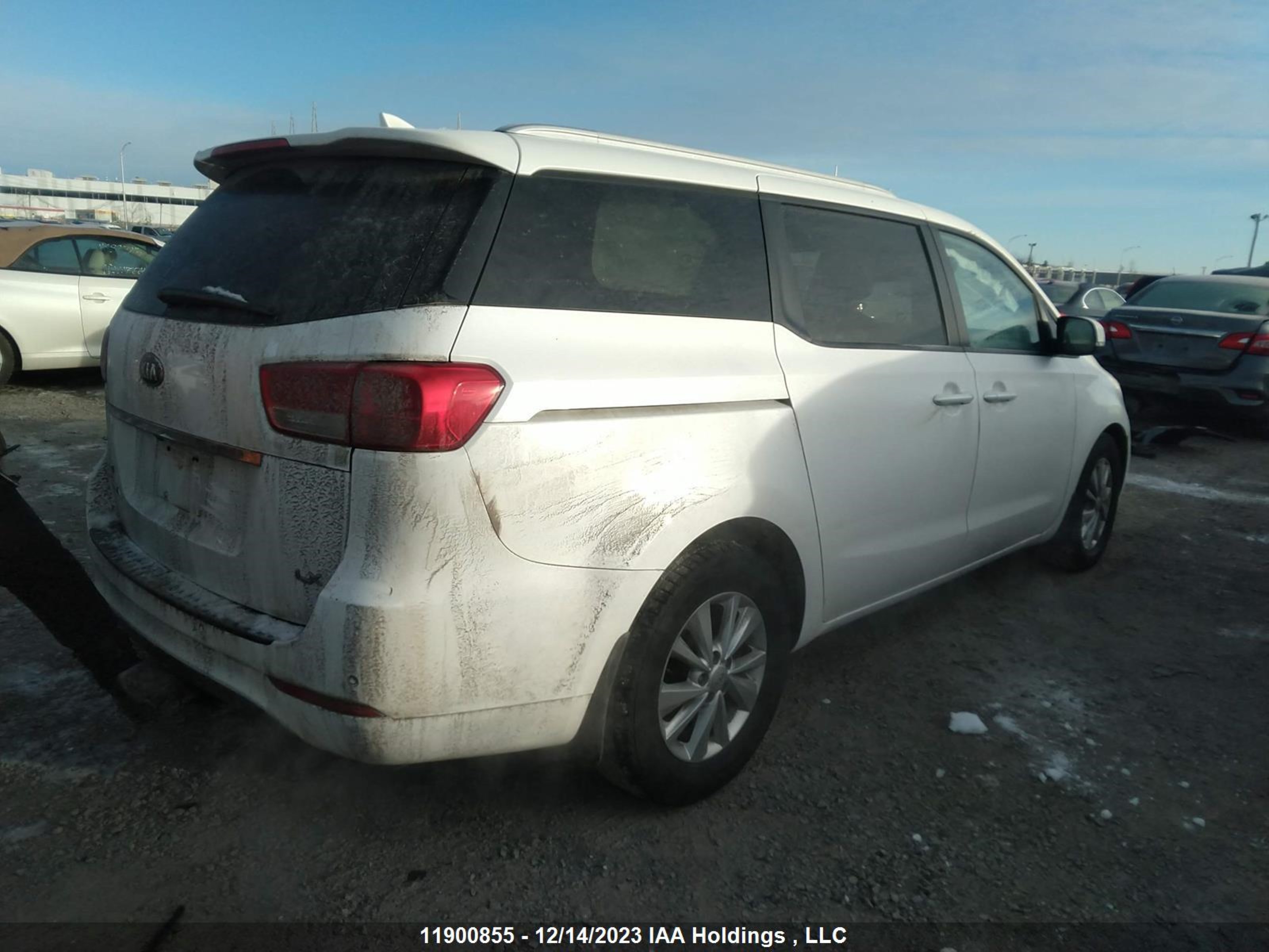 Photo 3 VIN: KNDMB5C13J6393312 - KIA SEDONA 