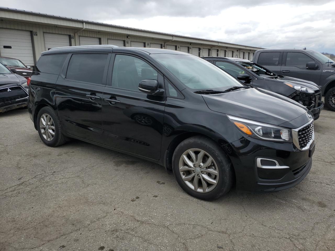 Photo 3 VIN: KNDMB5C13L6580066 - KIA SEDONA 