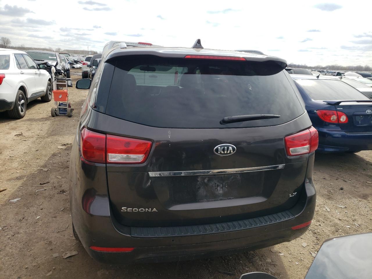 Photo 5 VIN: KNDMB5C14H6314594 - KIA SEDONA 