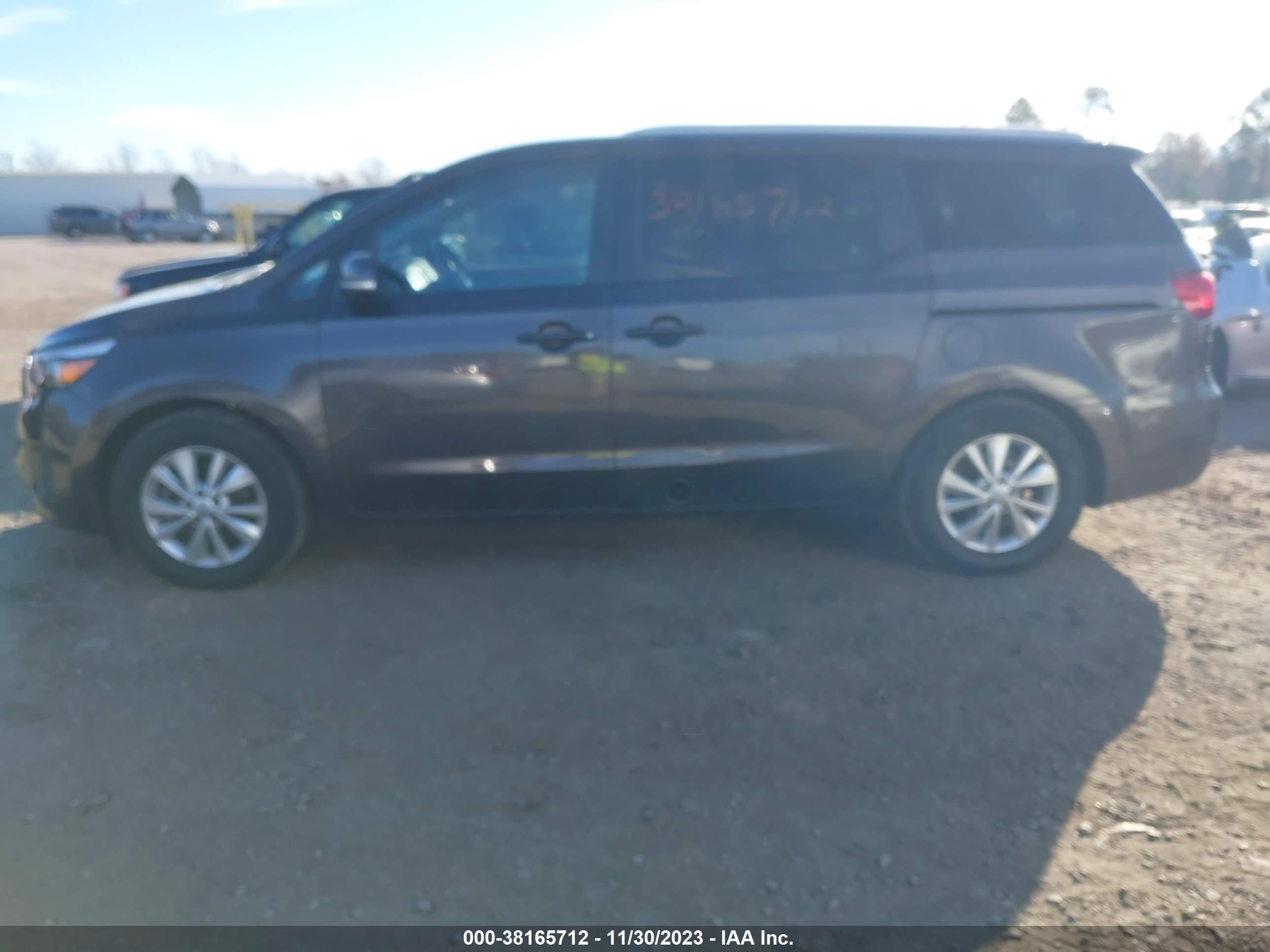 Photo 13 VIN: KNDMB5C14H6314613 - KIA SEDONA 