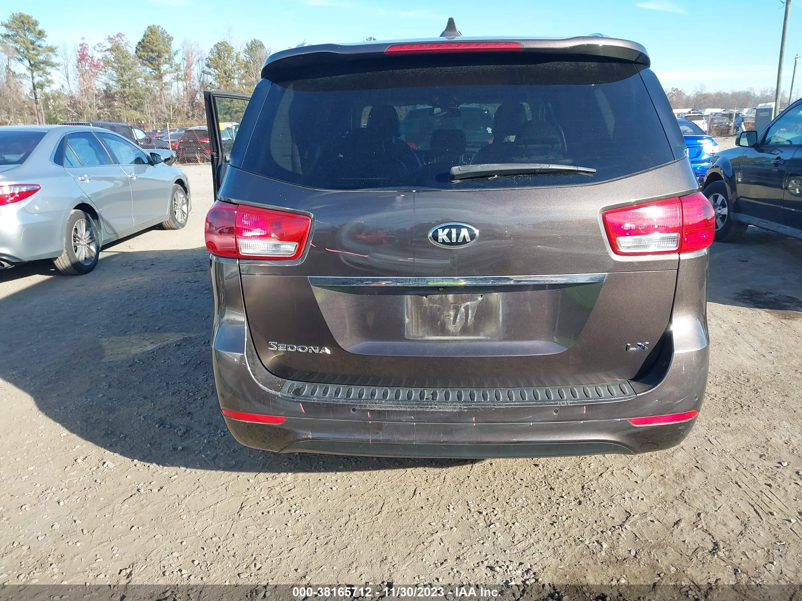 Photo 15 VIN: KNDMB5C14H6314613 - KIA SEDONA 