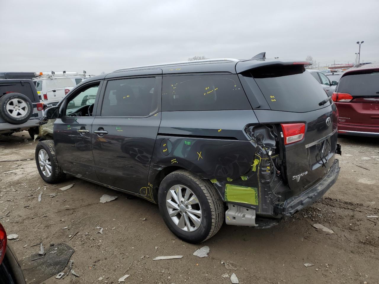 Photo 1 VIN: KNDMB5C14J6390824 - KIA SEDONA 