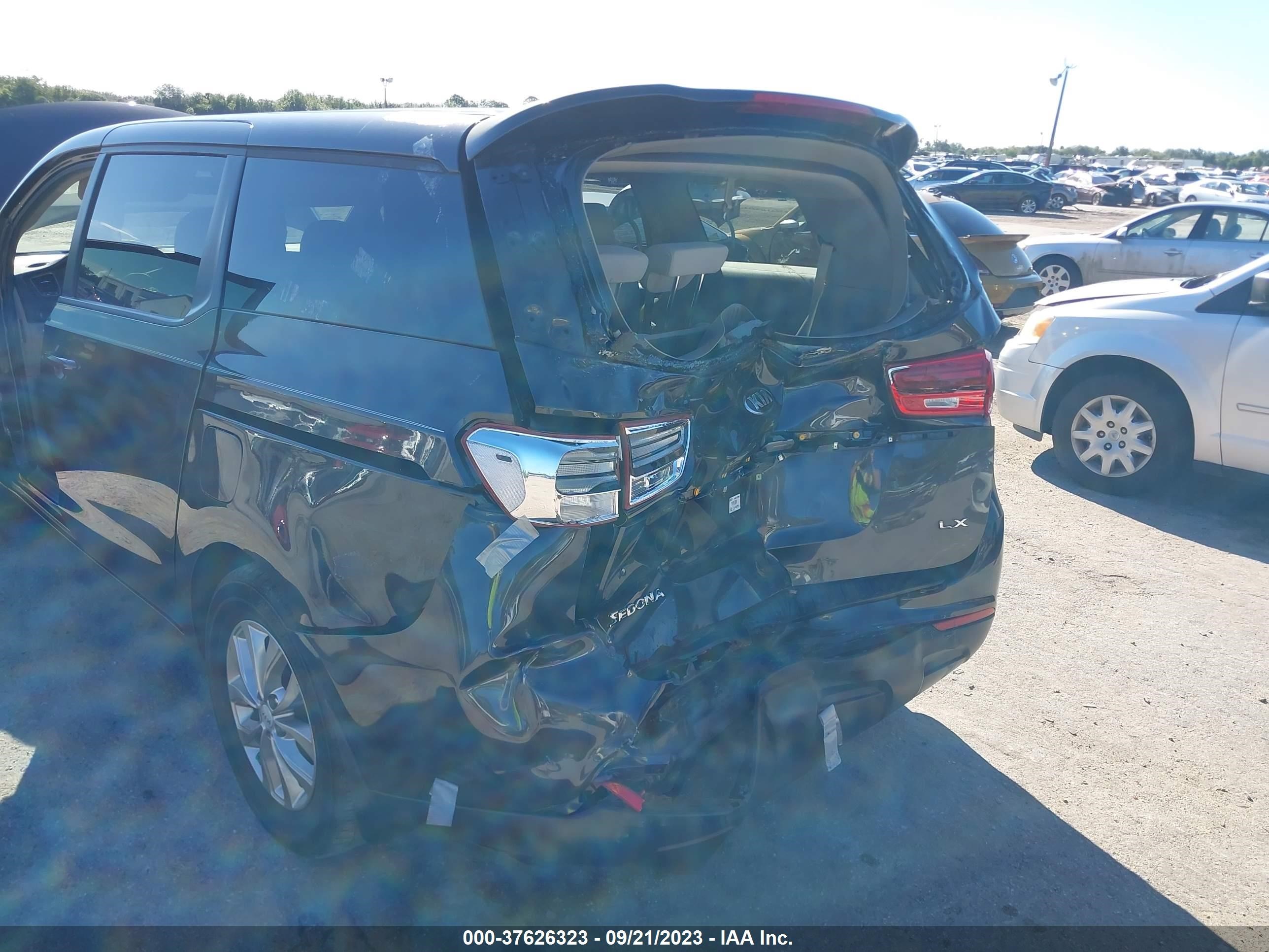 Photo 5 VIN: KNDMB5C14K6540223 - KIA SEDONA 