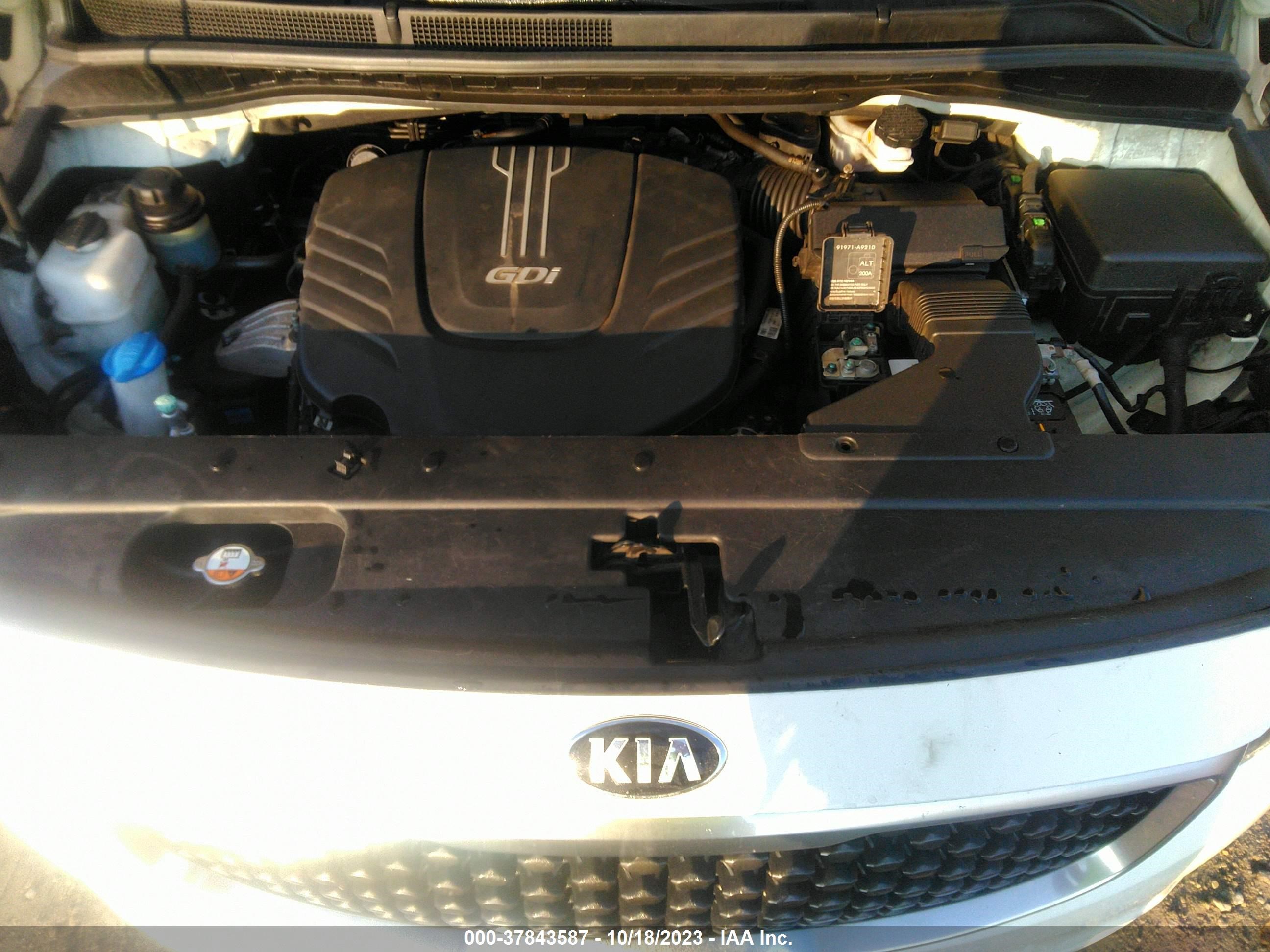 Photo 9 VIN: KNDMB5C15F6045812 - KIA SEDONA 