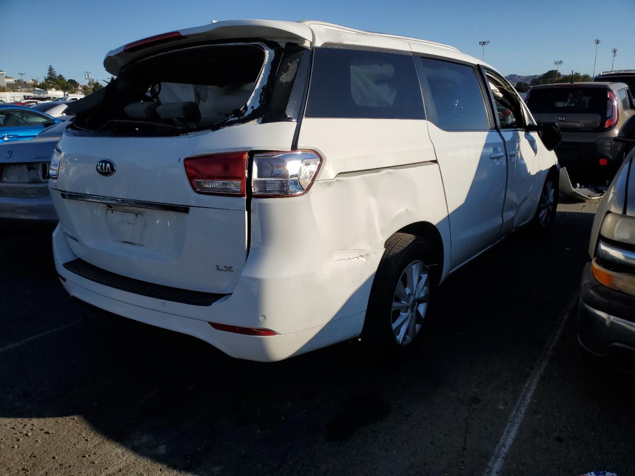 Photo 2 VIN: KNDMB5C15G6087169 - KIA SEDONA 