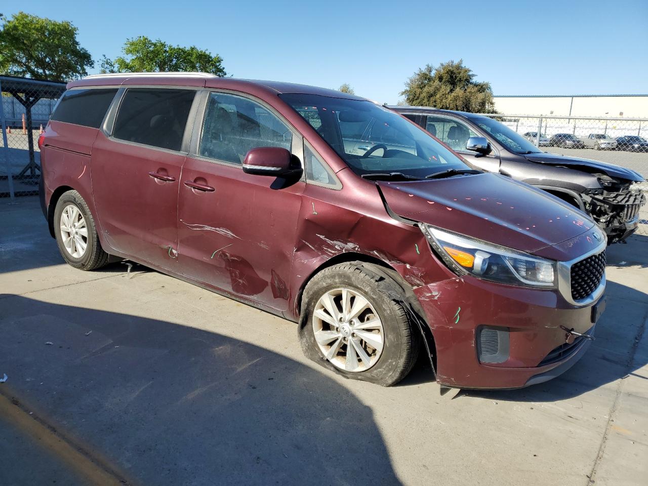 Photo 3 VIN: KNDMB5C15G6184887 - KIA SEDONA 