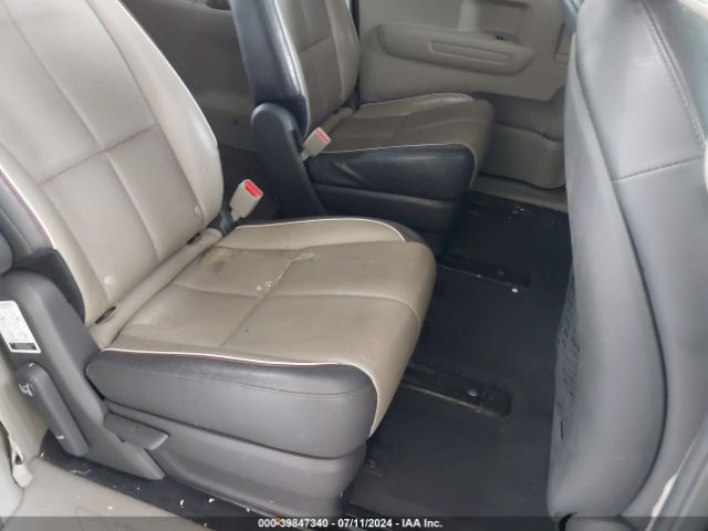 Photo 7 VIN: KNDMB5C15G6211943 - KIA SEDONA 