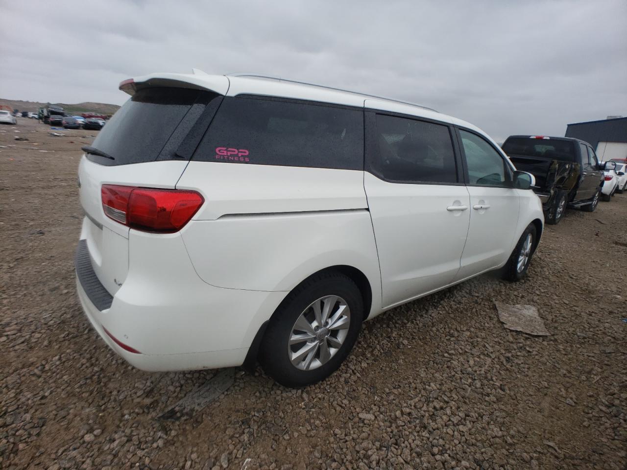 Photo 2 VIN: KNDMB5C15J6368301 - KIA SEDONA 