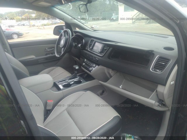 Photo 4 VIN: KNDMB5C15K6505738 - KIA SEDONA 