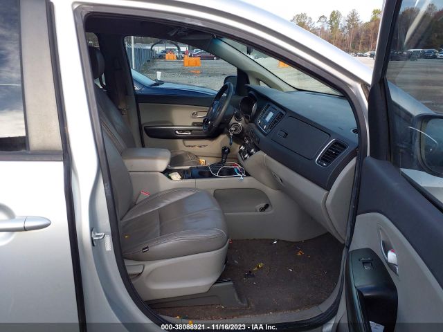 Photo 4 VIN: KNDMB5C16G6131874 - KIA SEDONA 