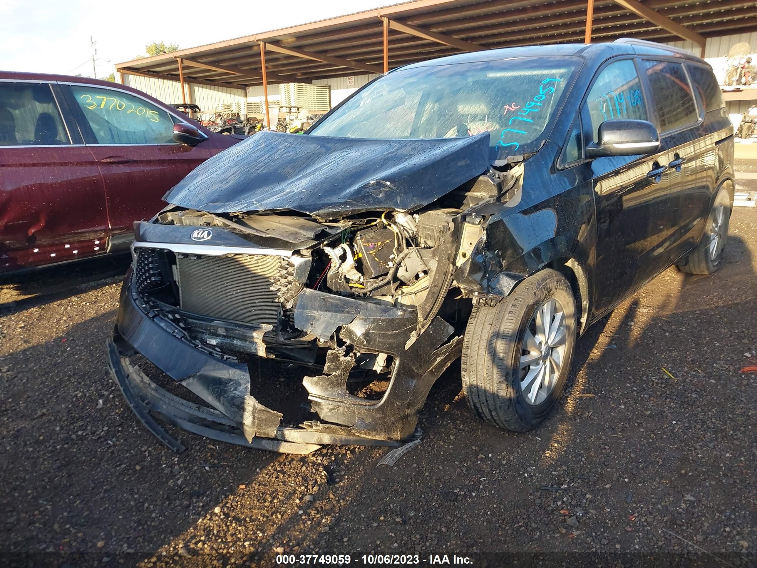 Photo 12 VIN: KNDMB5C16G6146830 - KIA SEDONA 