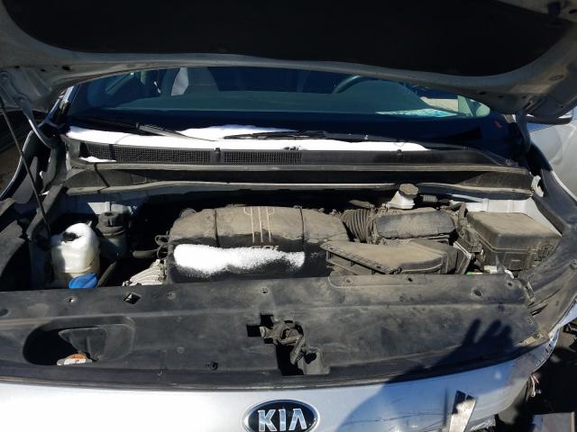 Photo 6 VIN: KNDMB5C16G6157584 - KIA SEDONA LX 