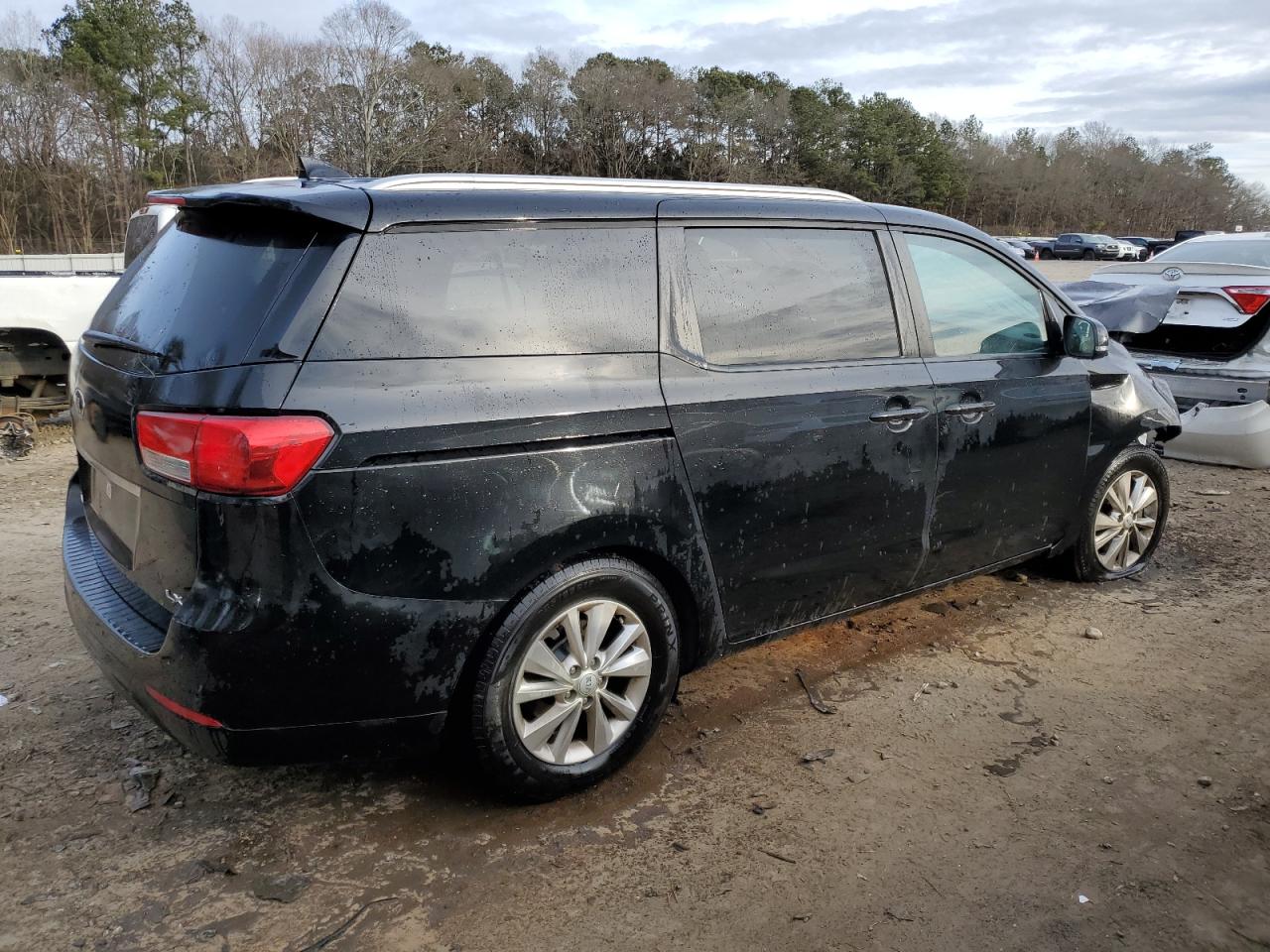 Photo 2 VIN: KNDMB5C16H6270632 - KIA SEDONA 