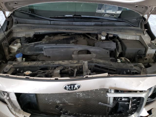 Photo 6 VIN: KNDMB5C16H6300325 - KIA SEDONA 