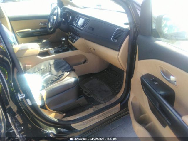 Photo 4 VIN: KNDMB5C16H6313947 - KIA SEDONA 