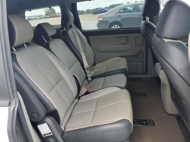 Photo 10 VIN: KNDMB5C16J6351524 - KIA SEDONA LX 