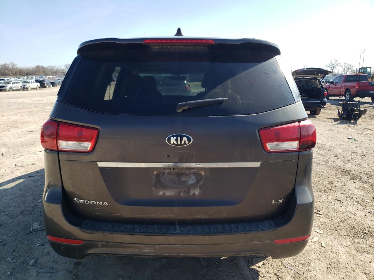 Photo 5 VIN: KNDMB5C17F6050445 - KIA SEDONA 