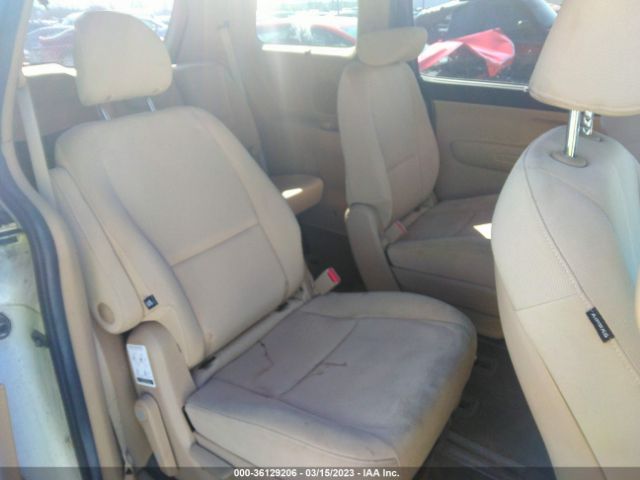 Photo 7 VIN: KNDMB5C17F6070419 - KIA SEDONA 