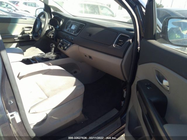 Photo 4 VIN: KNDMB5C17H6221701 - KIA SEDONA 