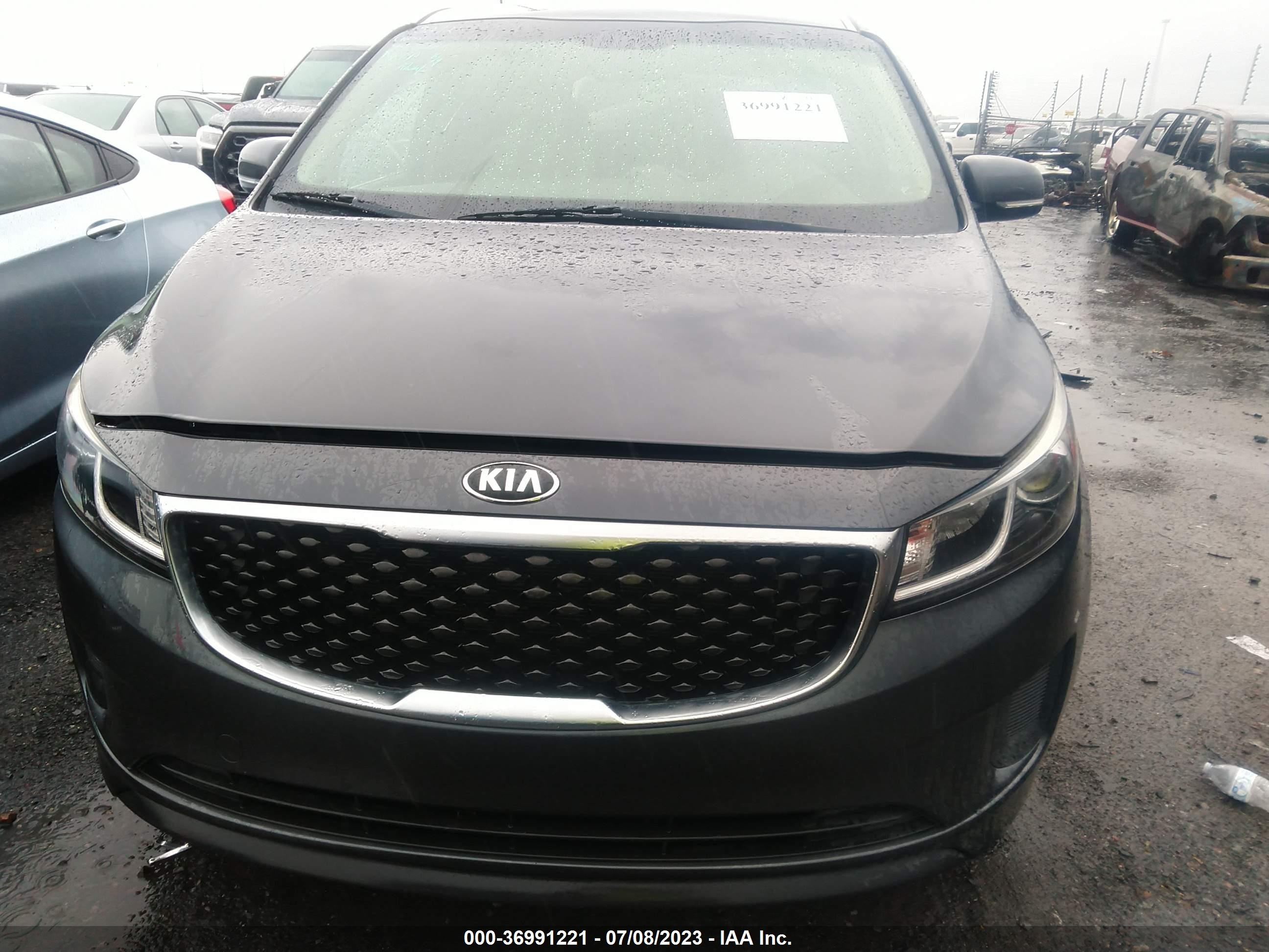 Photo 11 VIN: KNDMB5C17H6225134 - KIA SEDONA 