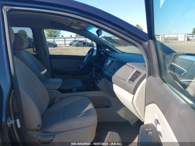 Photo 4 VIN: KNDMB5C17H6244704 - KIA SEDONA 