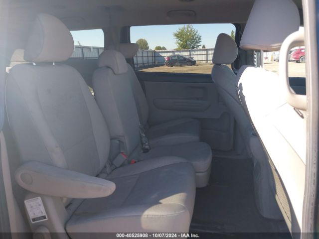 Photo 7 VIN: KNDMB5C17H6244704 - KIA SEDONA 