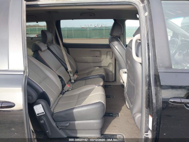 Photo 7 VIN: KNDMB5C17J6398867 - KIA SEDONA 