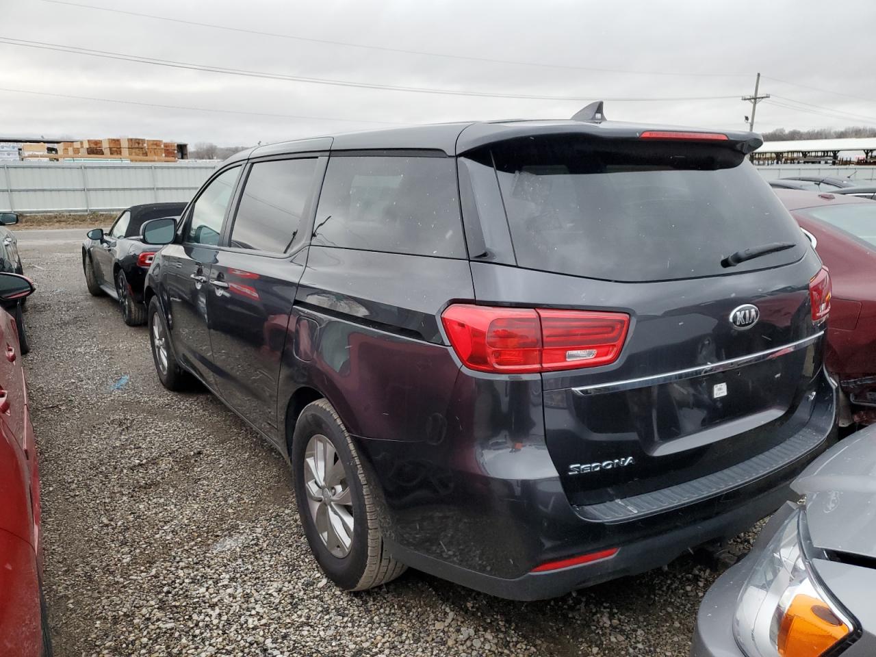 Photo 1 VIN: KNDMB5C17L6605857 - KIA SEDONA 