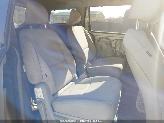 Photo 7 VIN: KNDMB5C18F6021505 - KIA SEDONA 