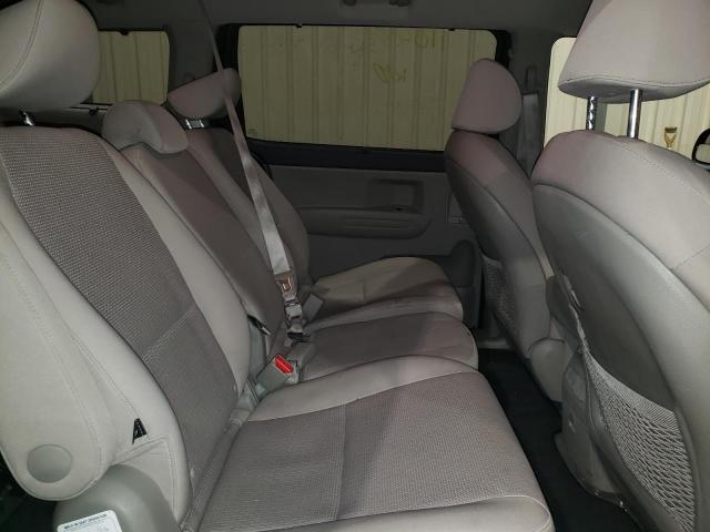 Photo 5 VIN: KNDMB5C18G6235086 - KIA SEDONA LX 