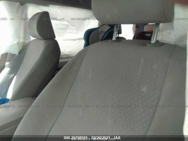 Photo 7 VIN: KNDMB5C18H6218032 - KIA SEDONA 