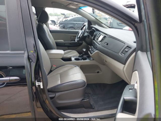 Photo 4 VIN: KNDMB5C18H6313707 - KIA SEDONA 