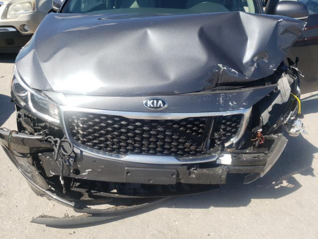 Photo 6 VIN: KNDMB5C18H6333066 - KIA SEDONA LX 