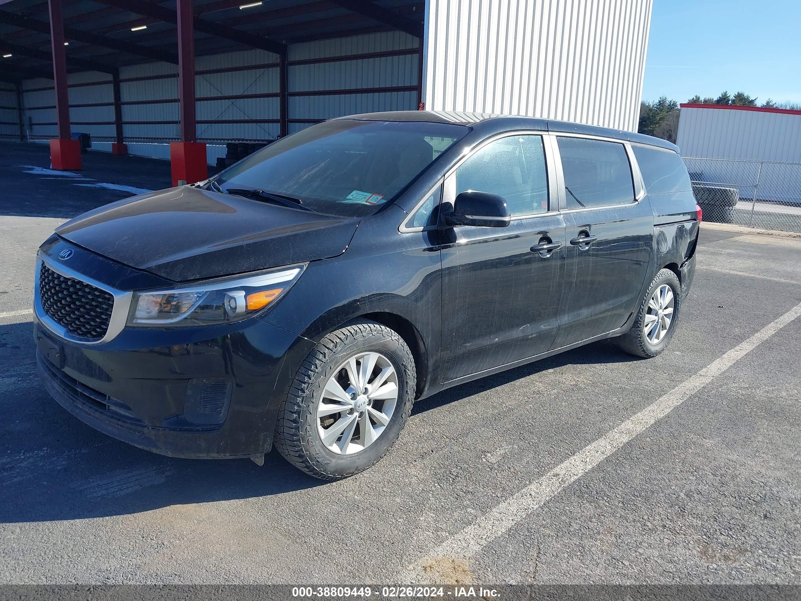 Photo 1 VIN: KNDMB5C18J6389322 - KIA SEDONA 