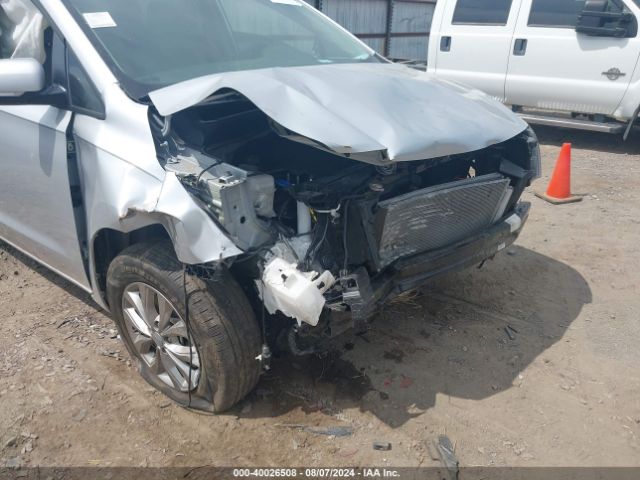 Photo 5 VIN: KNDMB5C18M6663218 - KIA SEDONA 